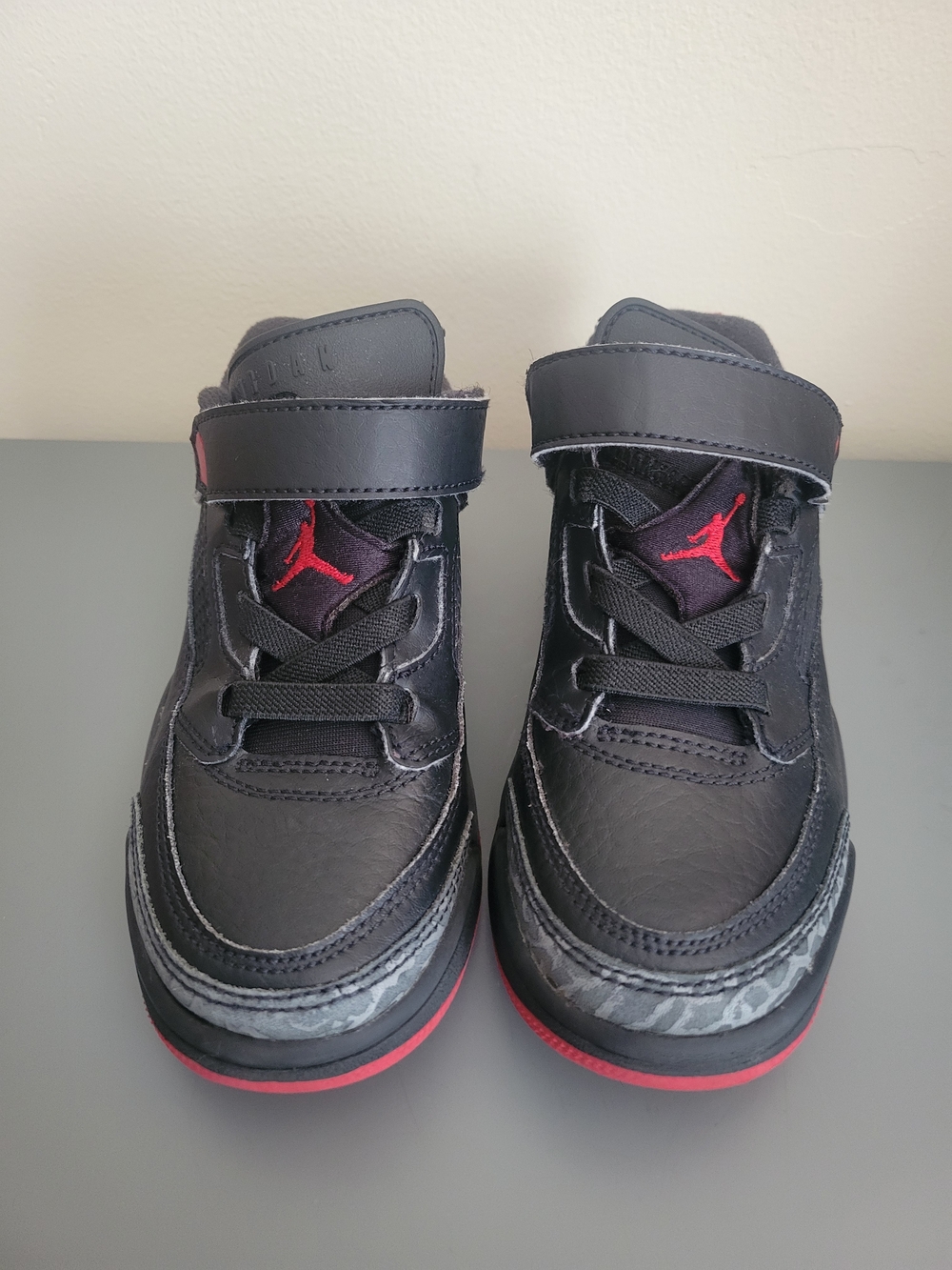Kids Jordan Spizike's Basketball Shoes in Black with Red Accents